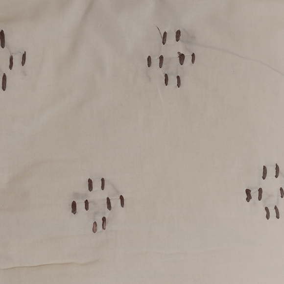 WEST ELM King Padded/Quilted Shams *PAIR* White w/ Gray Stitching - Picture 2 of 10